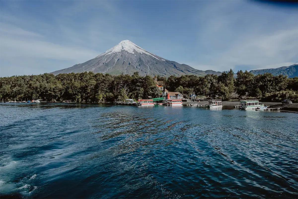 Lago Todos los Santos para Villa Peulla